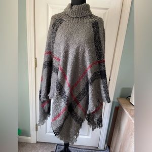 Women’s Poncho
